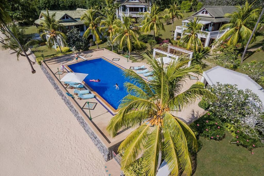 Villa Nirvana - Beachfront Tropical Chic 4Br Haven In Cape Panwa, Phuket Ban Makham Exterior foto